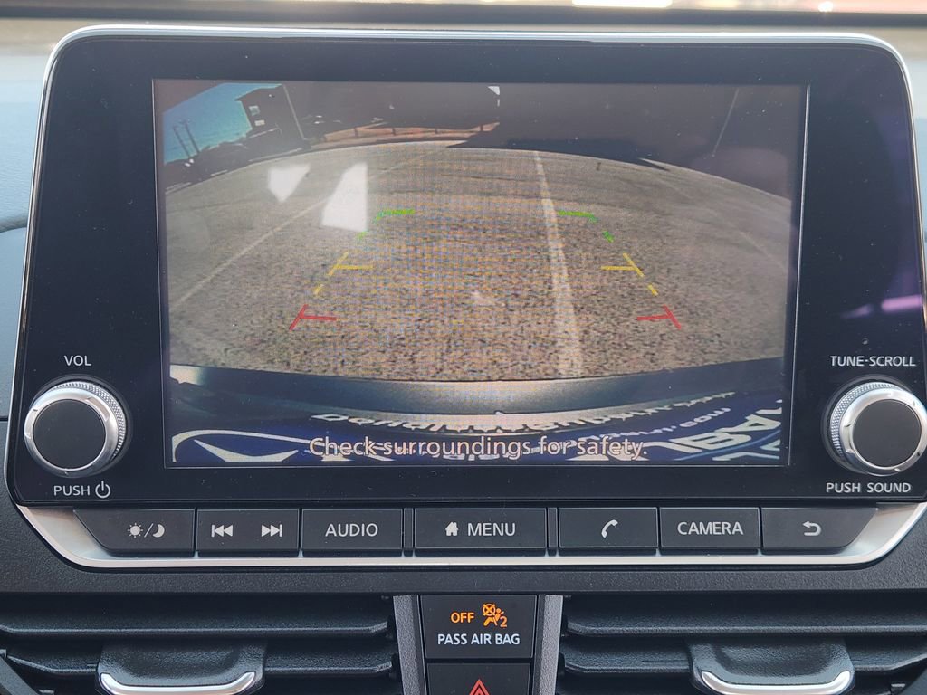 Used 2024 Nissan Altima 2.5 SV image 13