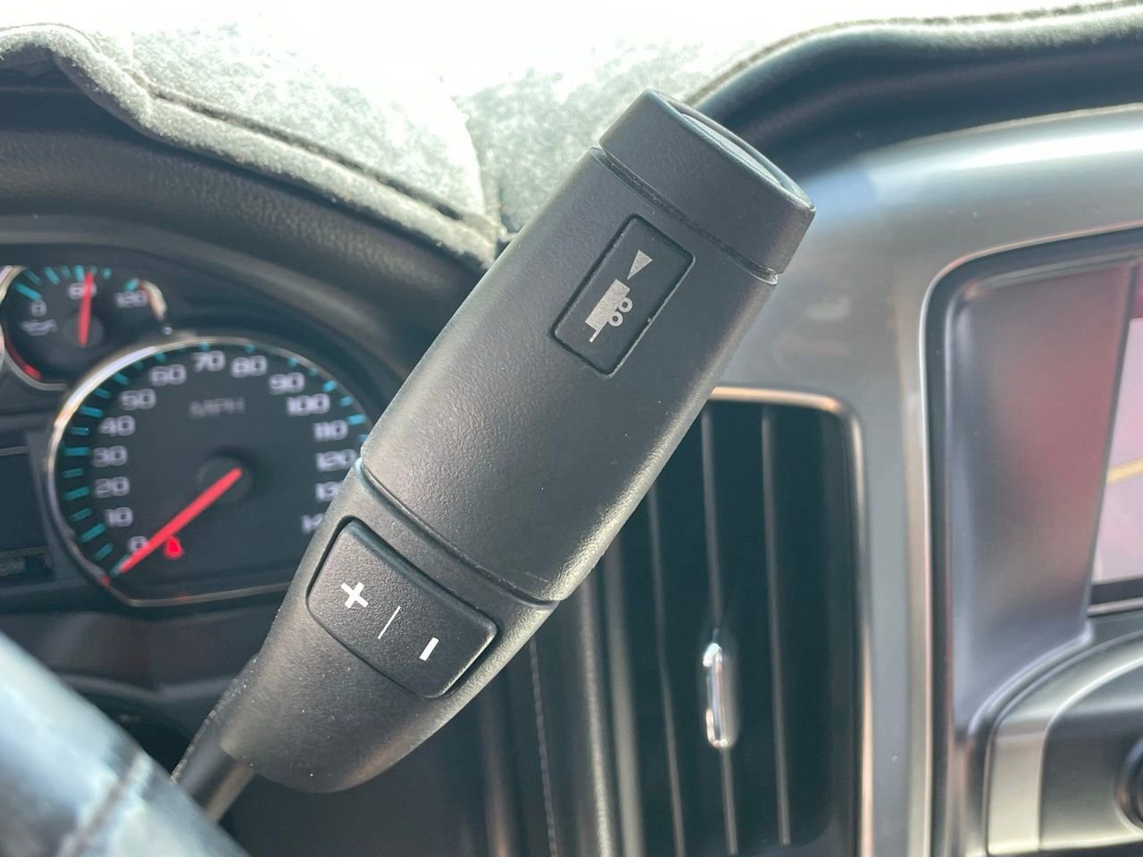 Used 2016 Chevrolet Silverado 3500 LTZ w/ Duramax Plus Package image 9