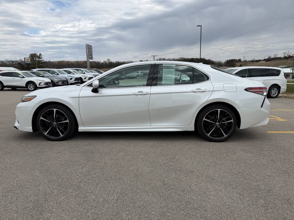 Used 2019 Toyota Camry XSE FWD image 7