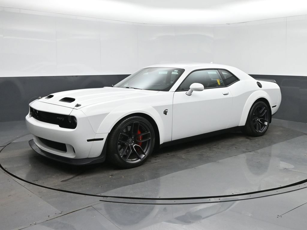 Used 2019 Dodge Challenger SRT Hellcat Redeye image 3