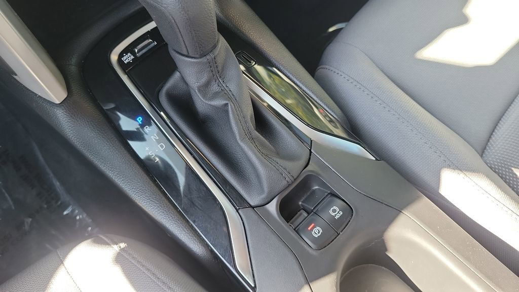 Used 2024 Toyota Corolla Cross S AWD/4WD image 26