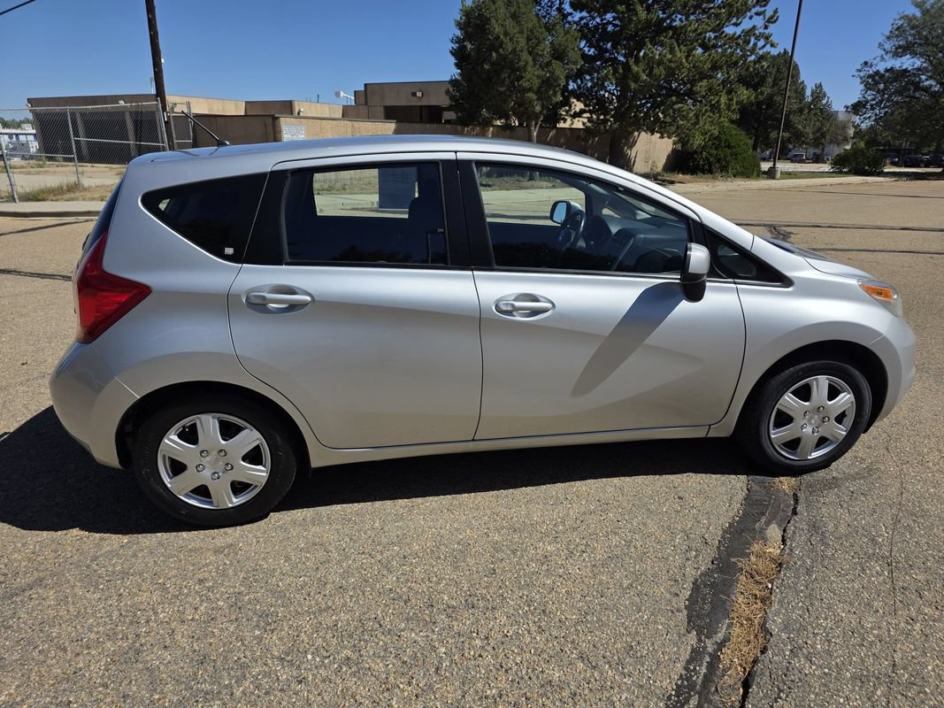 Used 2014 Nissan Versa Note SV FWD image 9