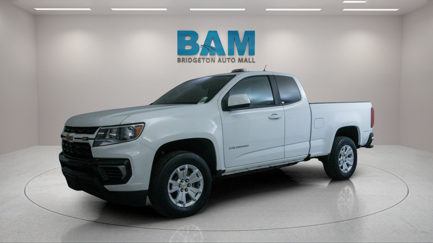 Used 2022 Chevrolet Colorado LT w/ Fleet Safety Package RWD image 3