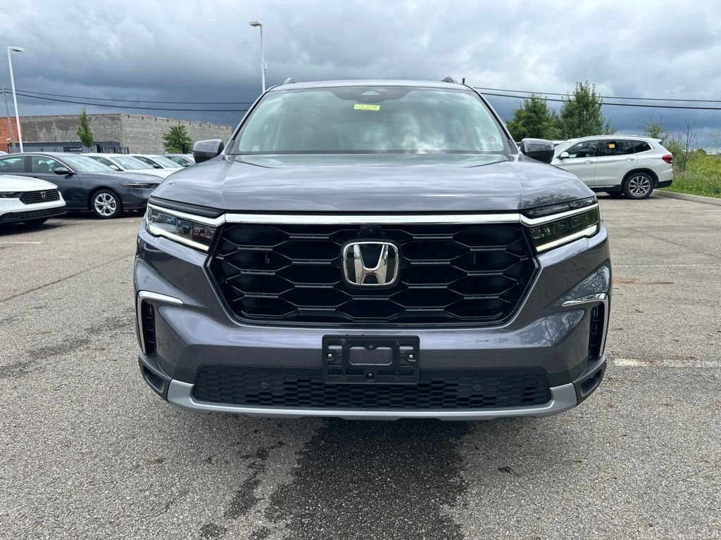 Used 2024 Honda Pilot Elite image 2
