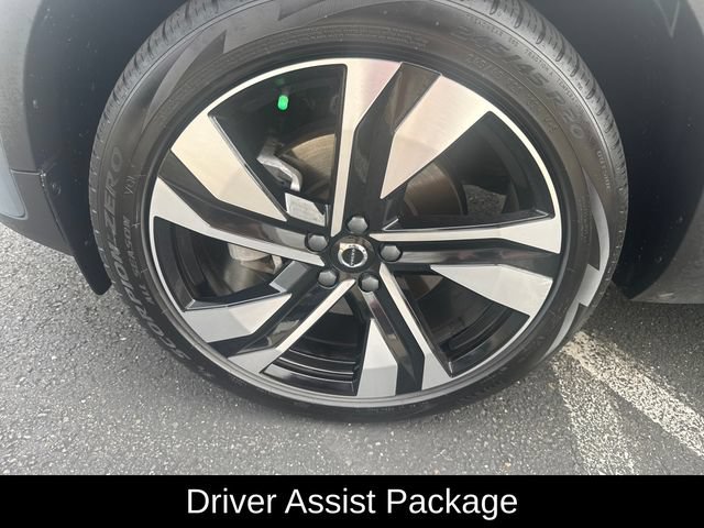 Used 2023 Volvo XC40 B5 Plus w/ Driver Assist Package AWD/4WD image 10