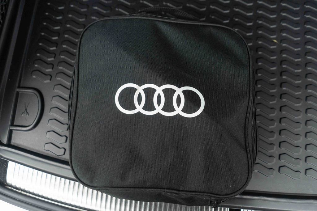 Used 2025 Audi Q5 e Premium image 33