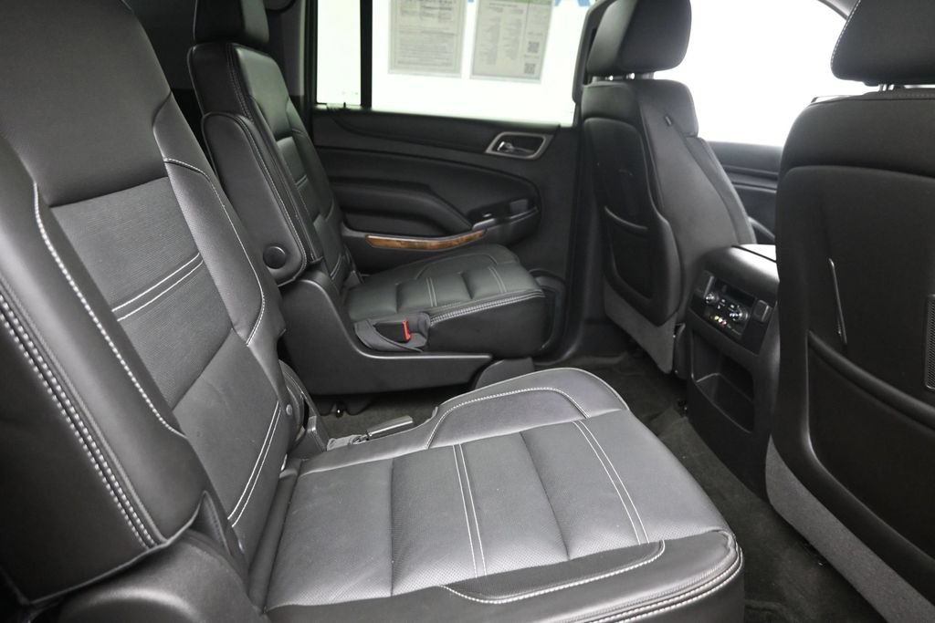 Used 2016 GMC Yukon XL Denali w/ Open Road Package AWD/4WD image 10
