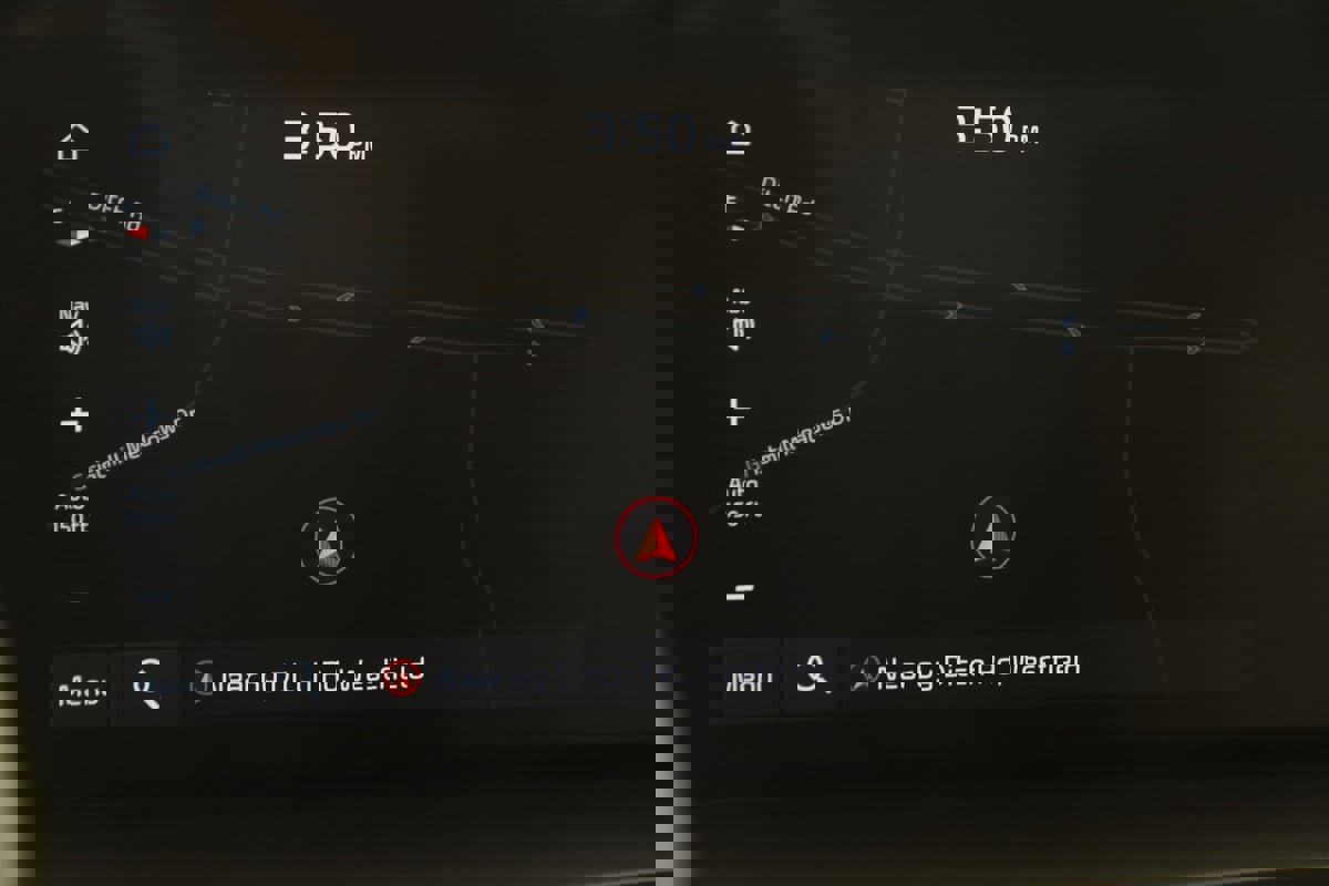 Used 2024 Kia Telluride S w/ S Sunroof Package image 9