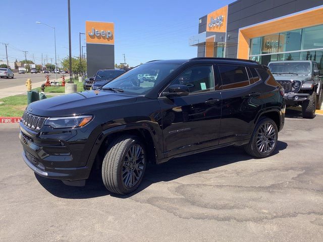 Used 2023 Jeep Compass High Altitude w/ Driver Assist Group I image 5