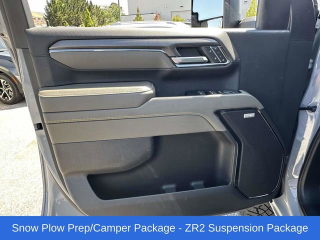 Used 2024 Chevrolet Silverado 2500 ZR2 w/ Technology Package AWD/4WD image 14