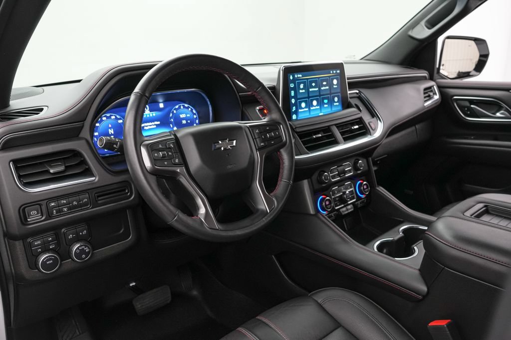 Used 2022 Chevrolet Tahoe RST w/ Luxury Package AWD/4WD image 12