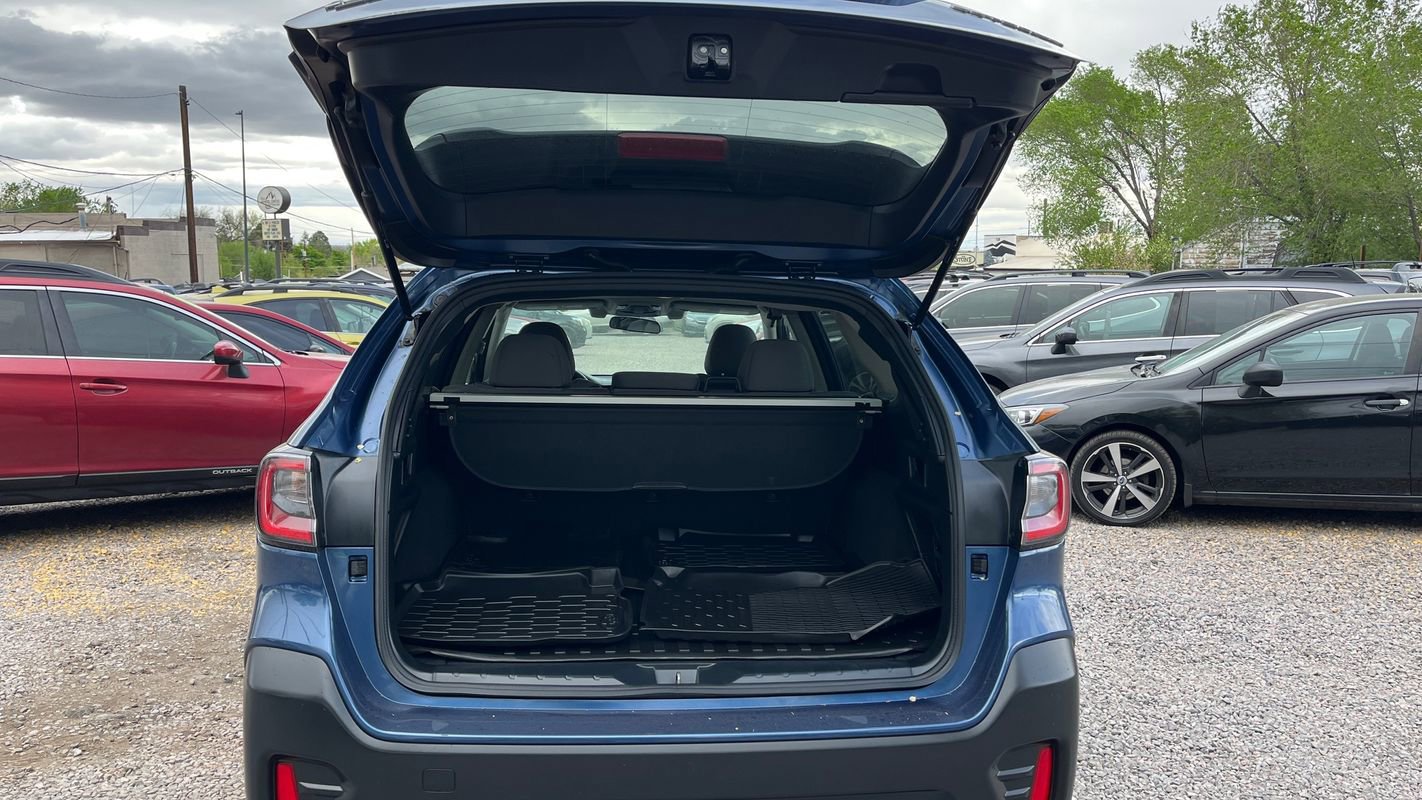 Used 2022 Subaru Outback Premium image 22