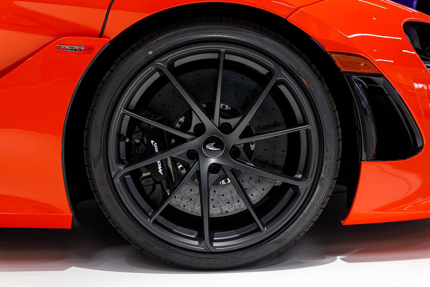 New 2026 McLaren 750S image 39