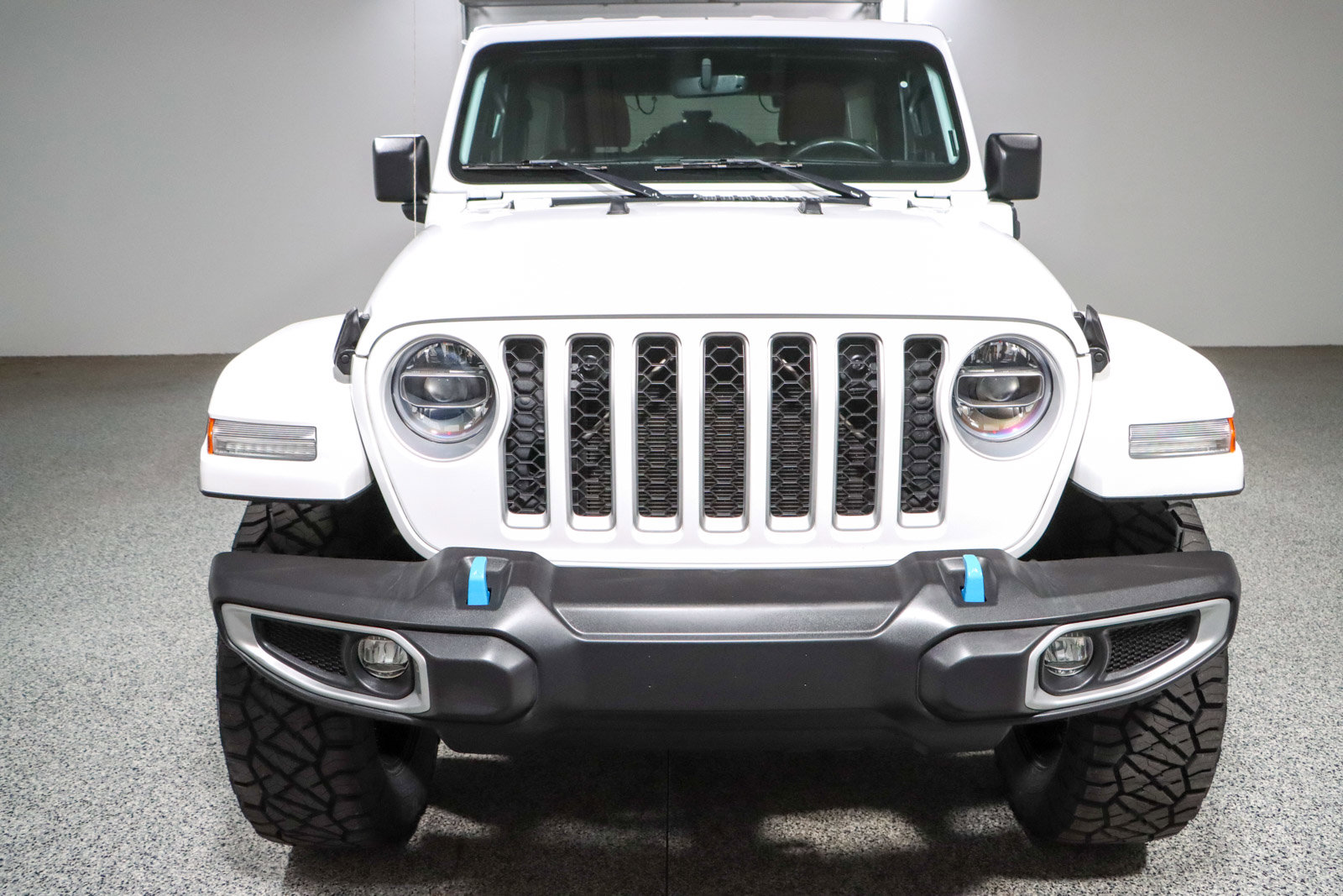 Used 2022 Jeep Wrangler Unlimited Sahara AWD/4WD image 5