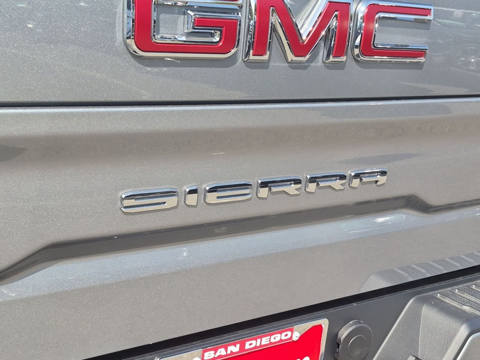 New 2026 GMC Sierra 1500 AT4 w/ AT4 Premium Package AWD/4WD image 32