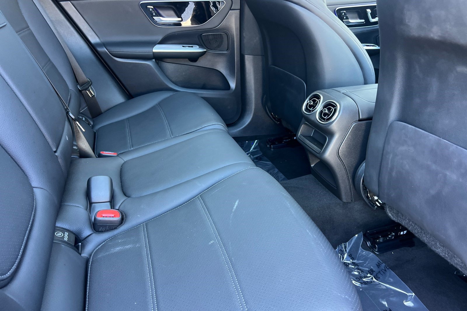 Certified 2026 Mercedes-Benz GLC 300 image 31