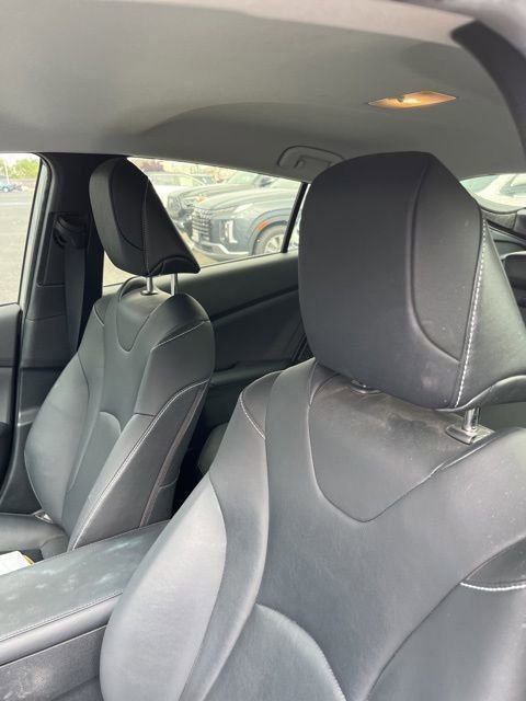 Used 2020 Toyota Prius Prime XLE w/ Carpet Mat Package FWD image 9