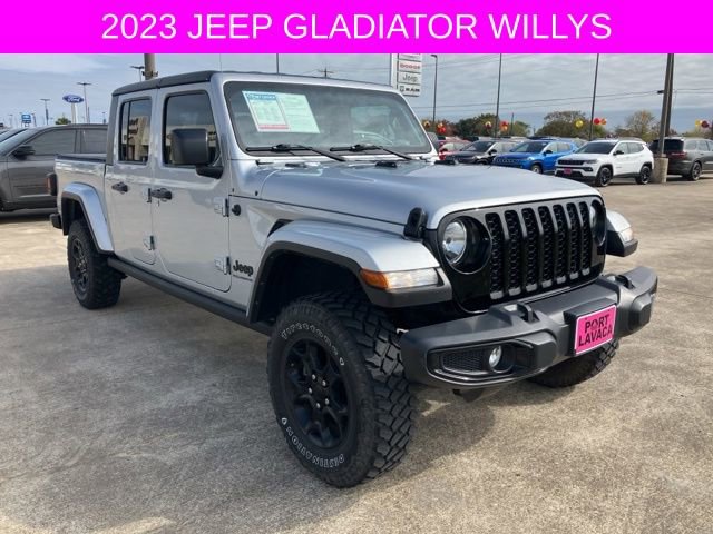 Used 2023 Jeep Gladiator Willys image 9