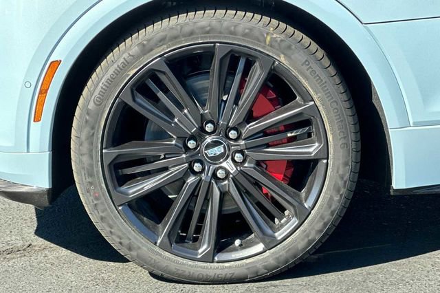 New 2026 Cadillac Lyriq V w/ Exterior Carbon Fiber Package image 24