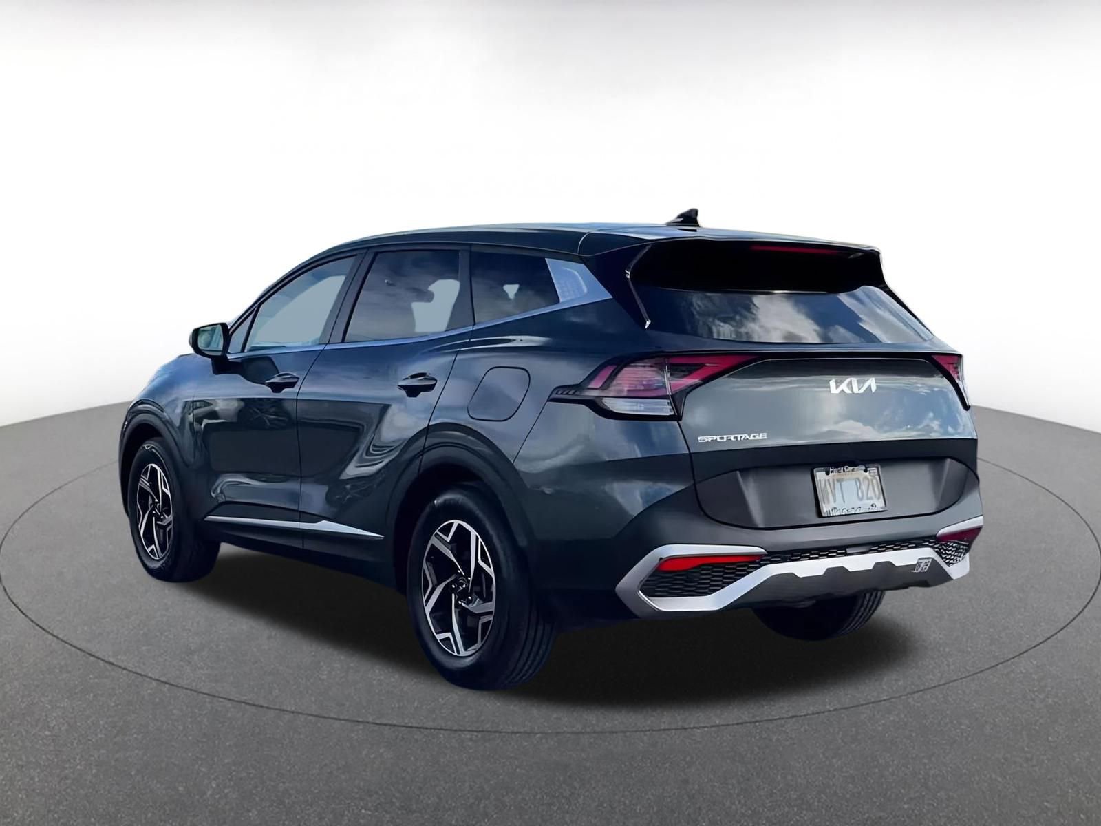 Used 2023 Kia Sportage LX image 10