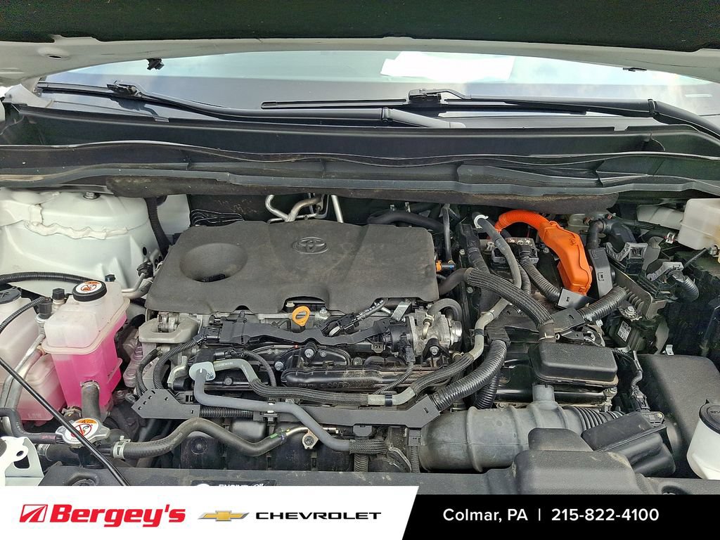 Used 2023 Toyota Sienna XLE AWD/4WD image 32