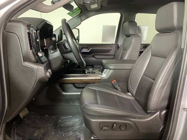 Used 2025 GMC Sierra 2500 SLT w/ SLT Convenience Package image 18