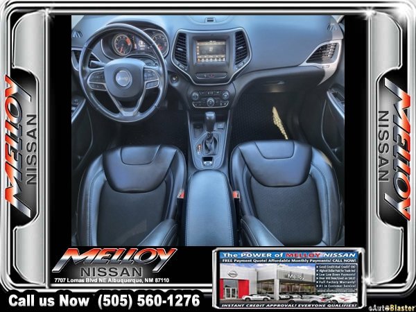 Used 2019 Jeep Cherokee Latitude Plus w/ Cold Weather Group image 17