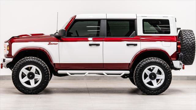 Used 2025 Ford Bronco Heritage Edition AWD/4WD image 11