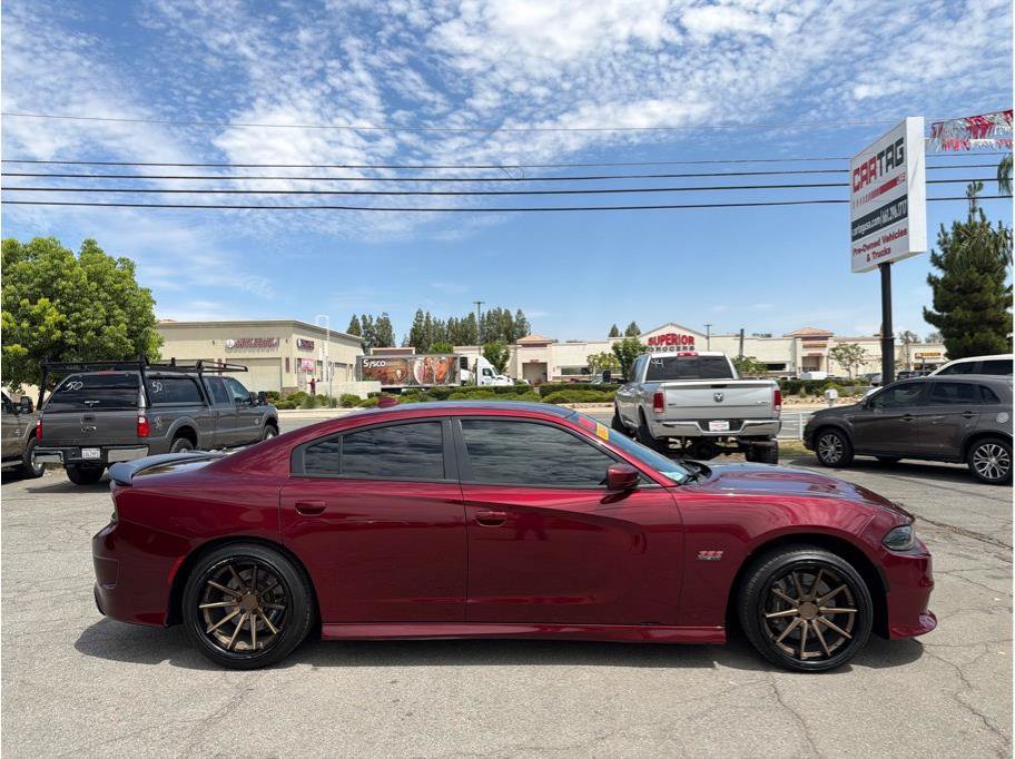 Used 2019 Dodge Charger Scat Pack RWD image 5