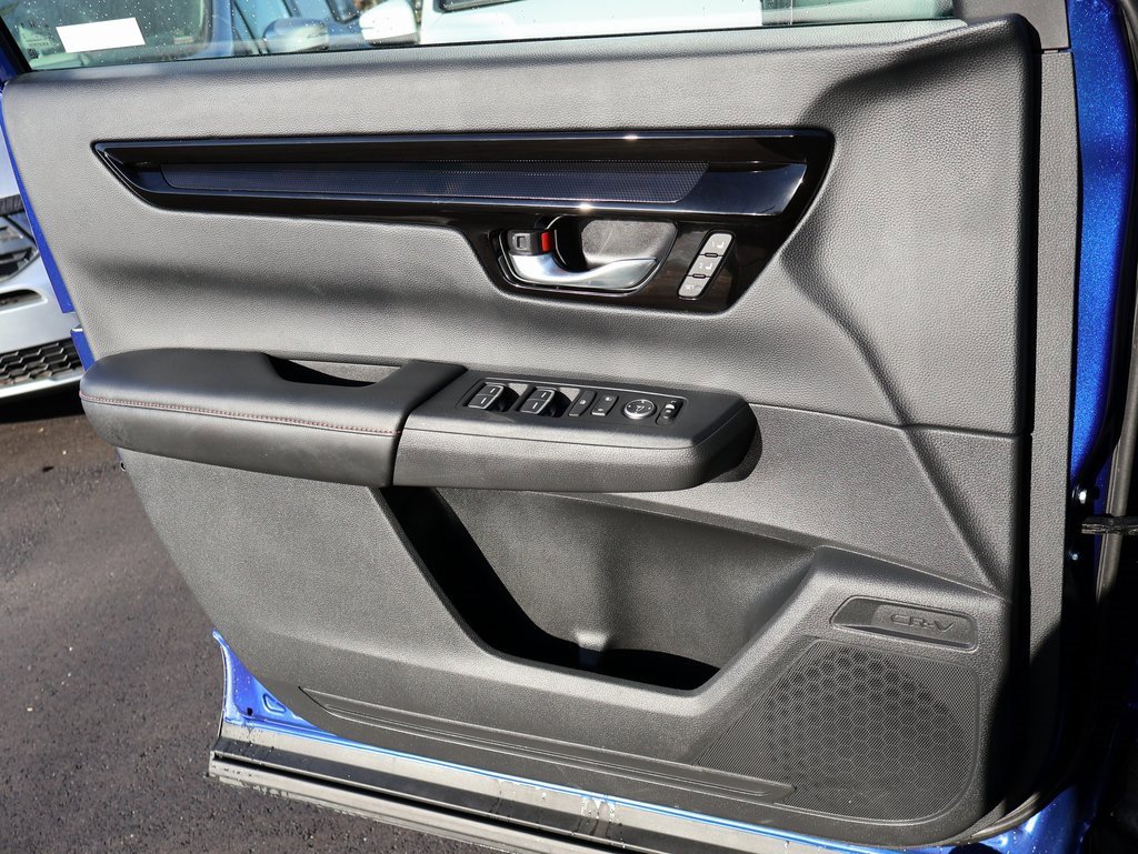 Certified 2023 Honda CR-V Sport Touring image 32