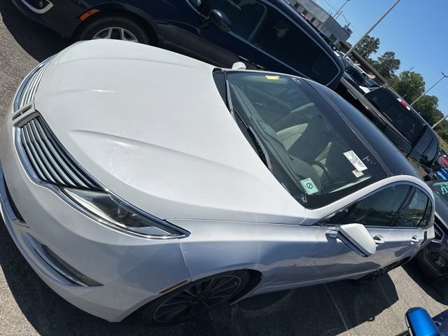 Used 2016 Lincoln MKZ Reserve w/ Equipment Group 300A Reserve image 3