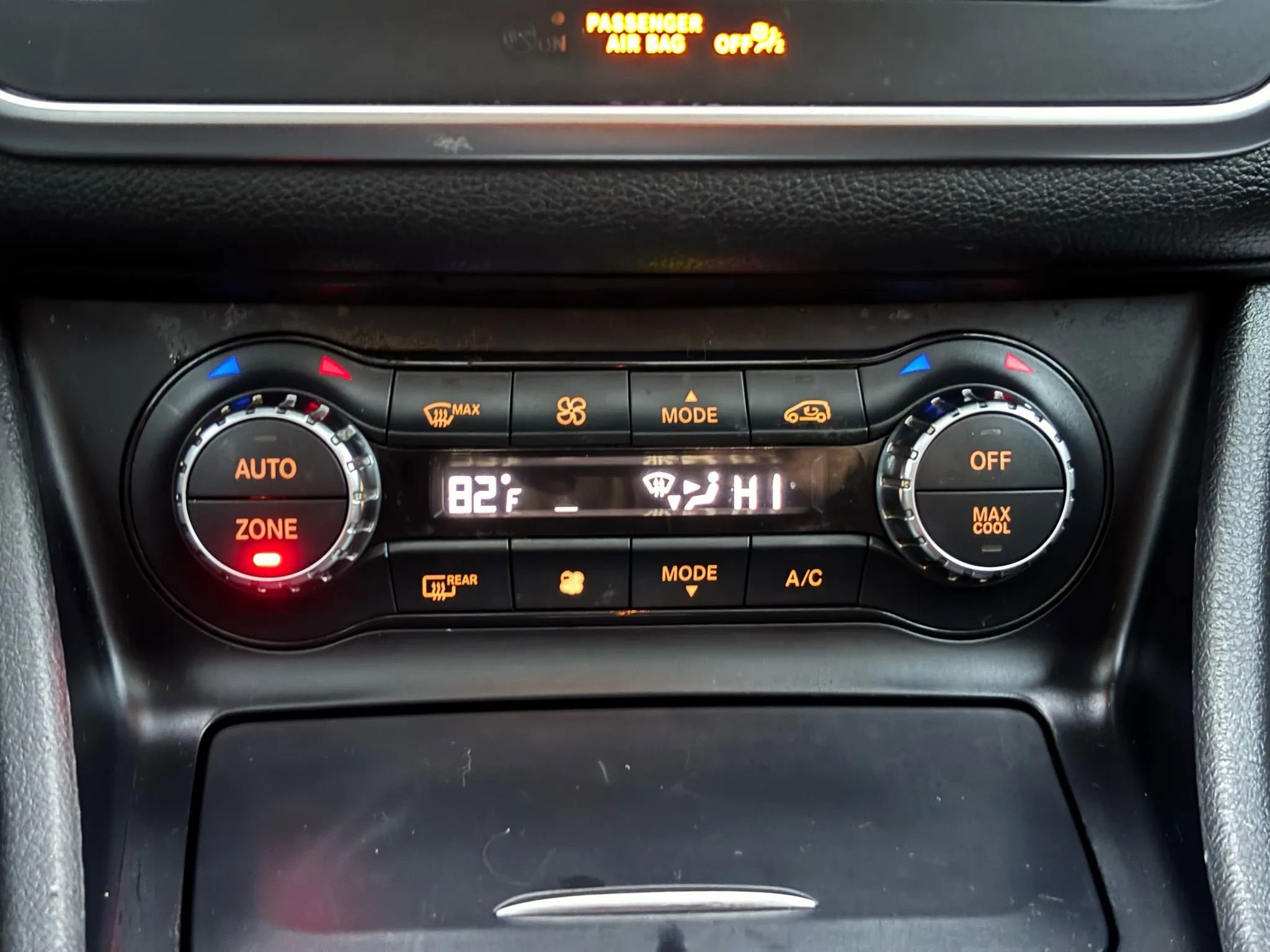 Used 2015 Mercedes-Benz CLA 250 image 33