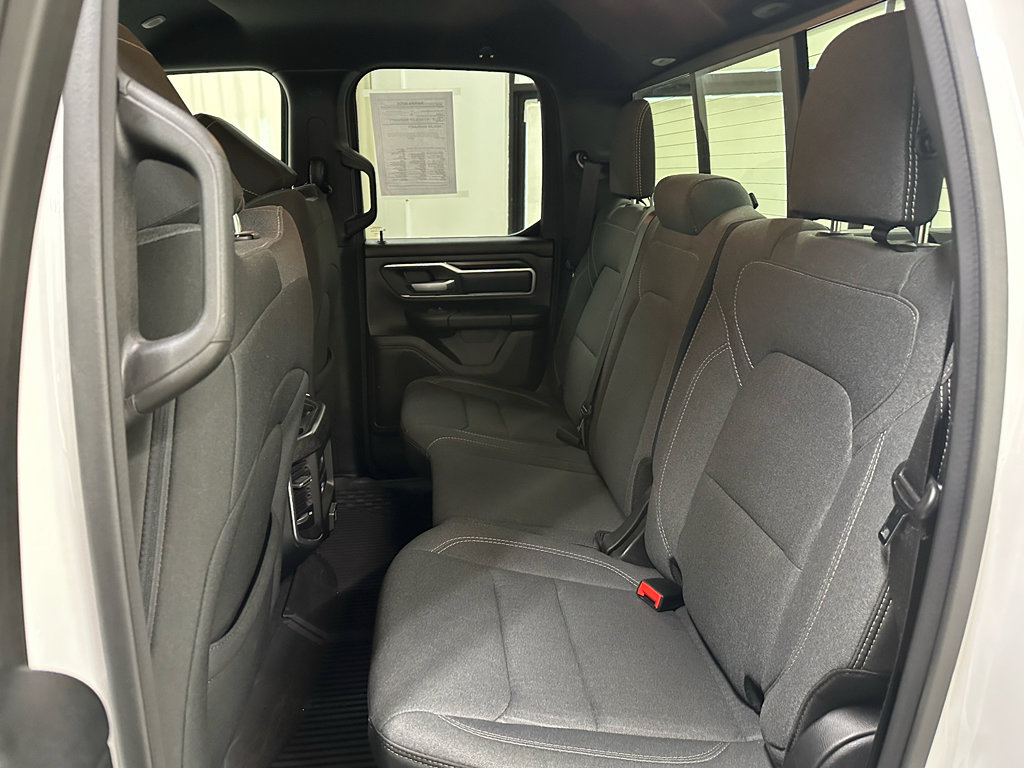 Used 2022 RAM 1500 Big Horn w/ Night Edition AWD/4WD image 17