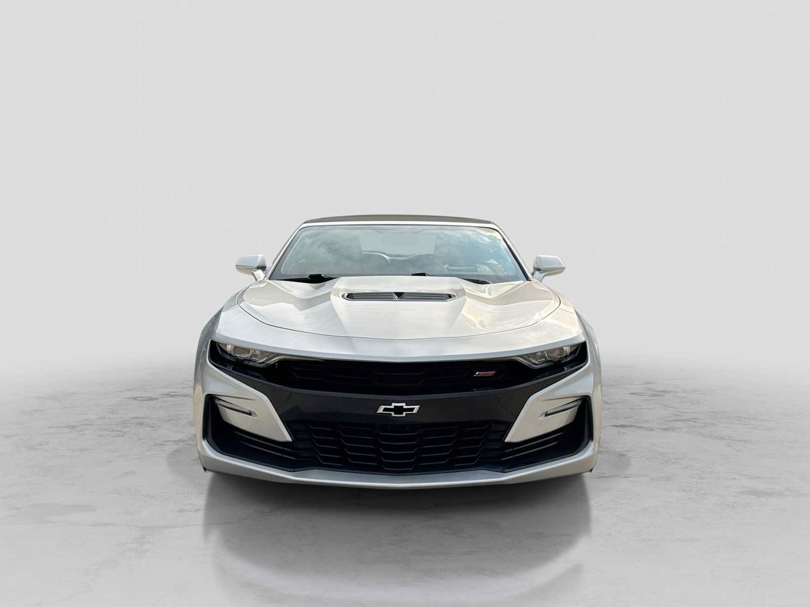 Used 2019 Chevrolet Camaro SS RWD image 9