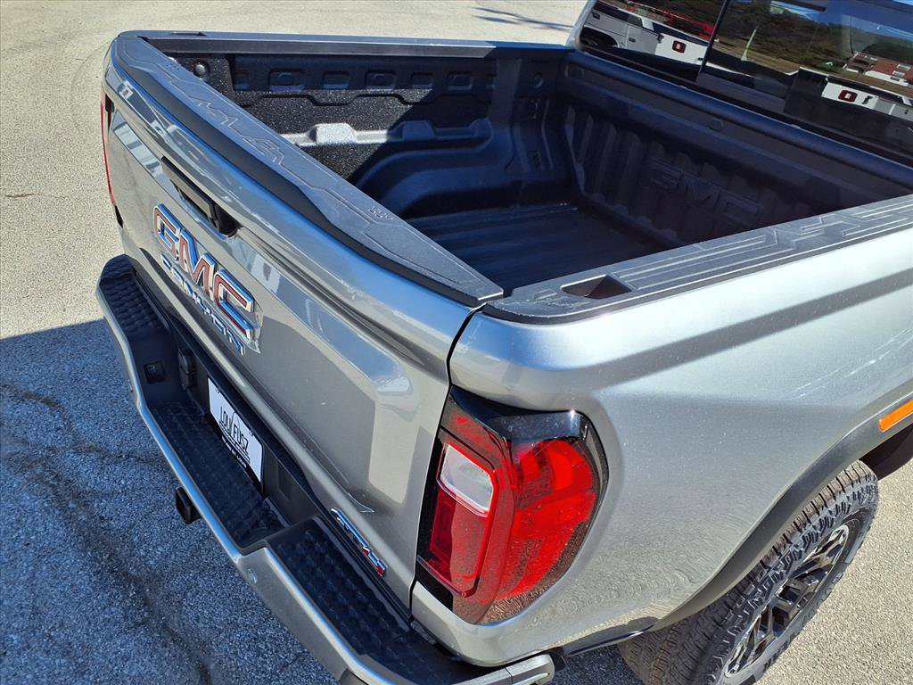 New 2026 GMC Canyon AT4 image 19