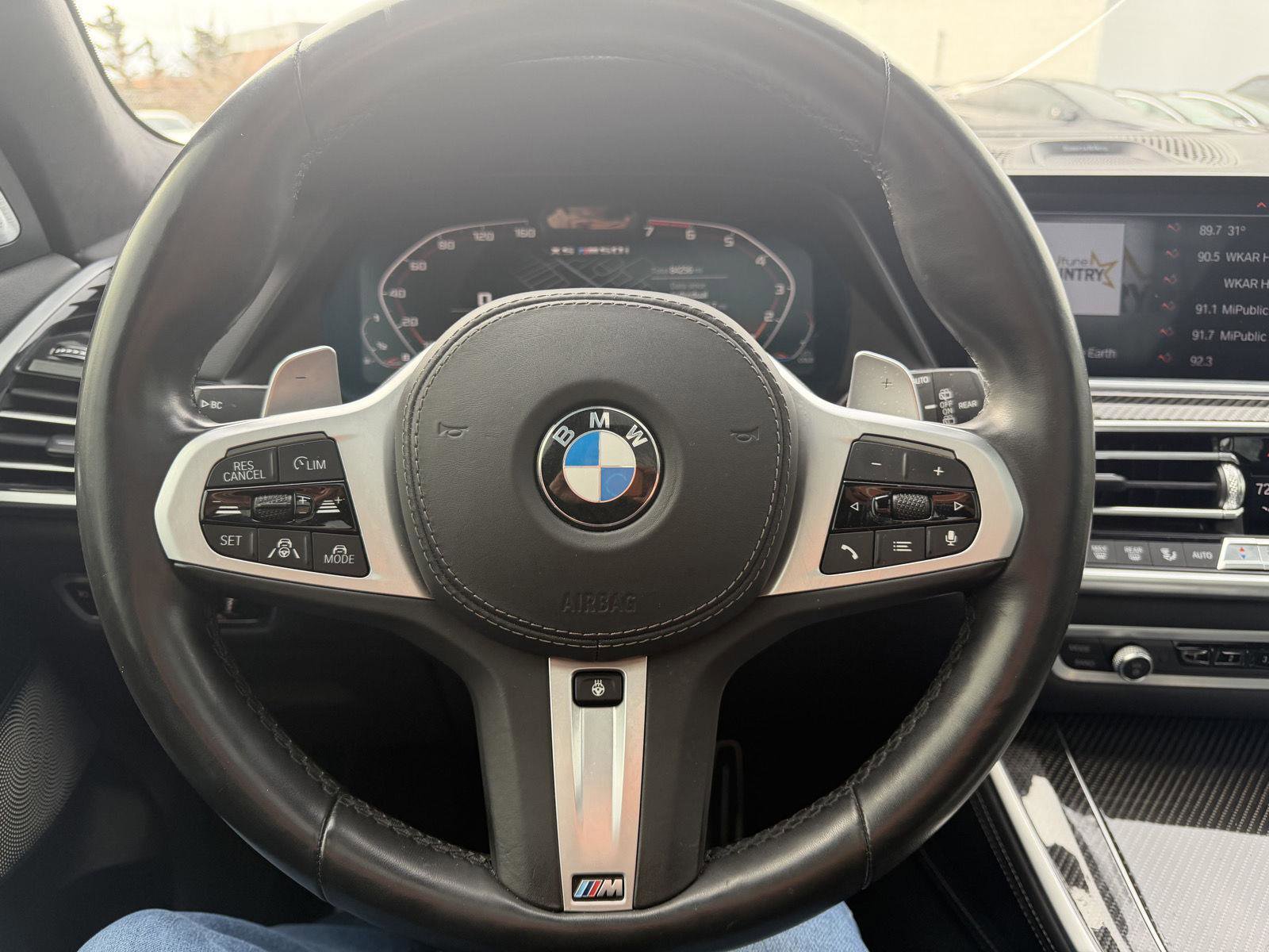 Used 2021 BMW X5 M50i w/ Executive Package image 14