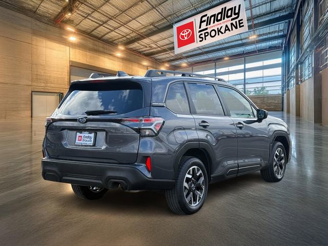 Used 2025 Subaru Forester Premium image 5
