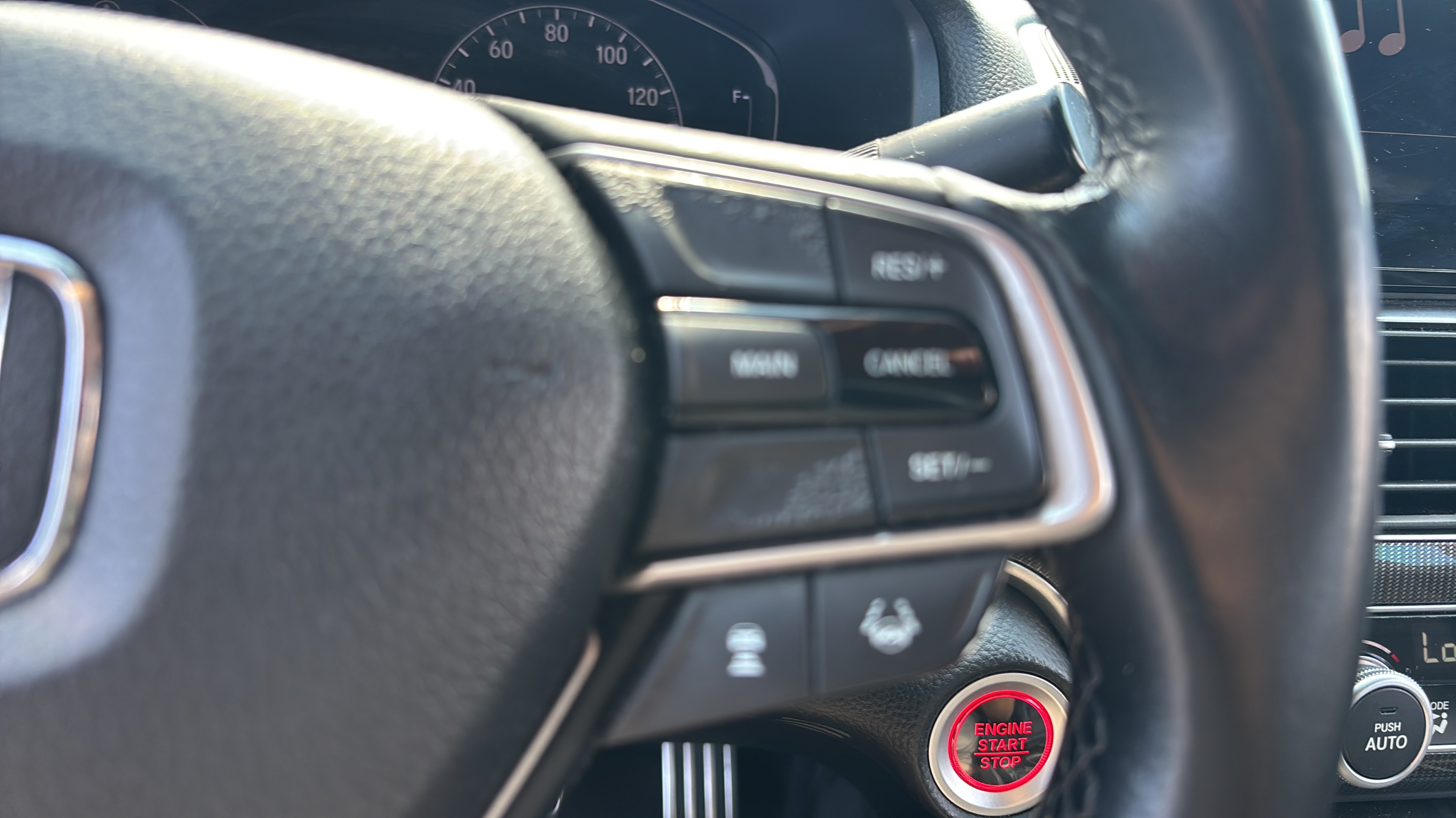 Used 2018 Honda Accord Sport image 24