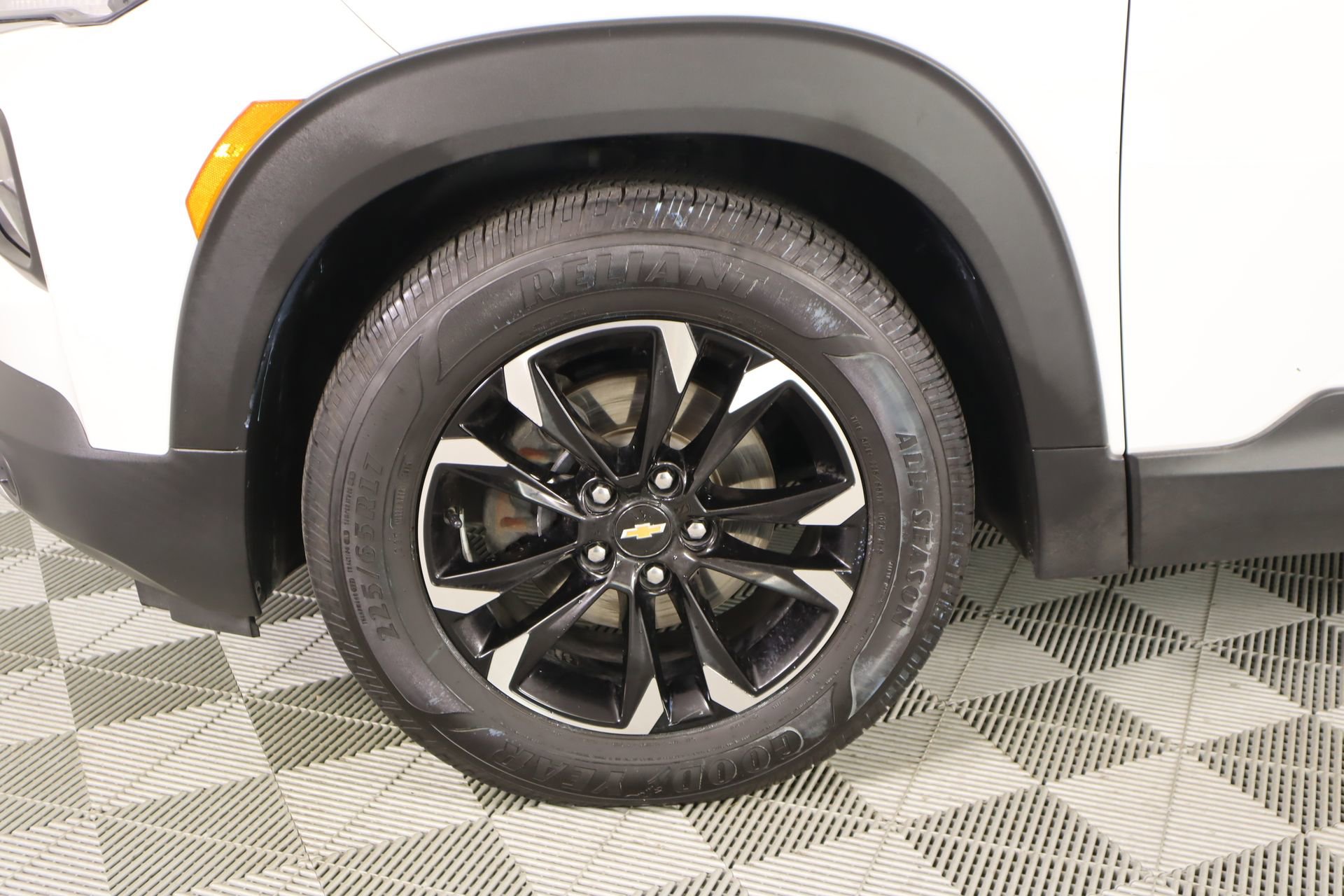 Used 2022 Chevrolet TrailBlazer LT w/ Premium Seating Package image 17