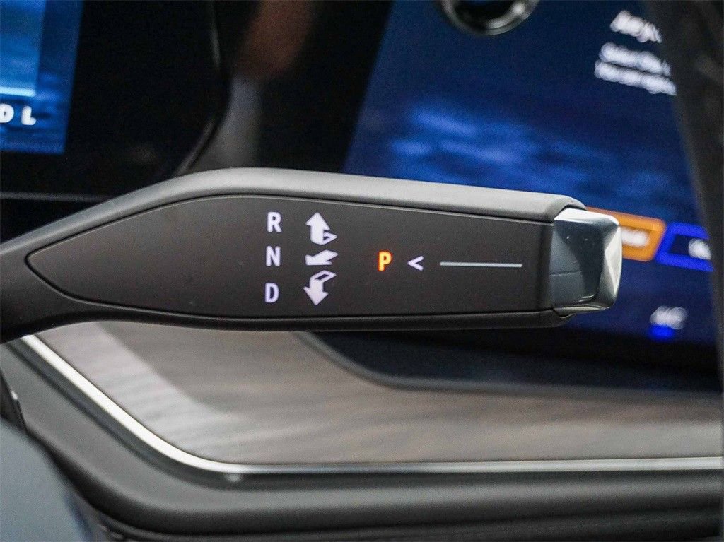 New 2026 Chevrolet Suburban LS RWD image 22