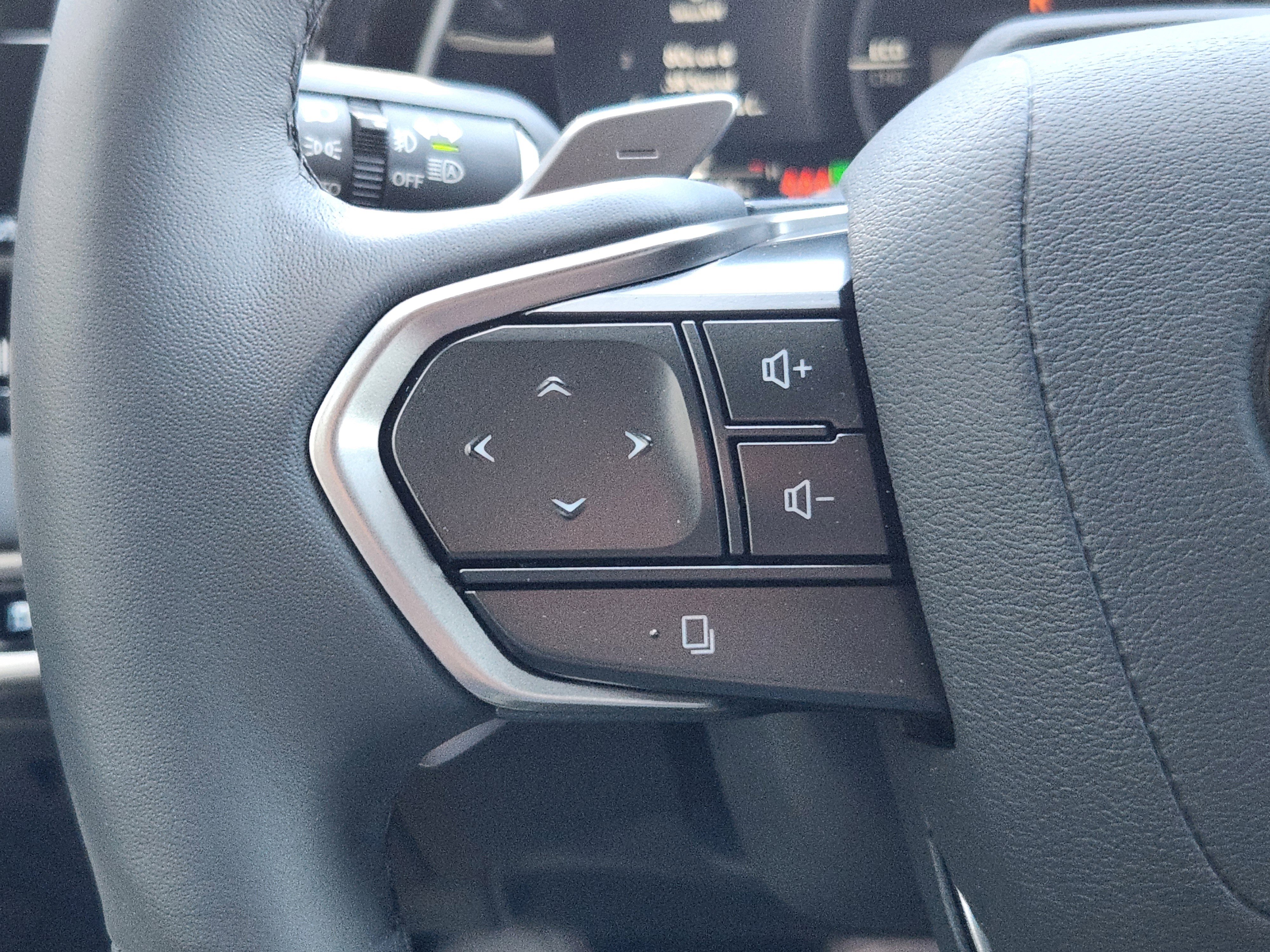 Used 2025 Lexus RX 350 w/ Convenience Package AWD/4WD image 32