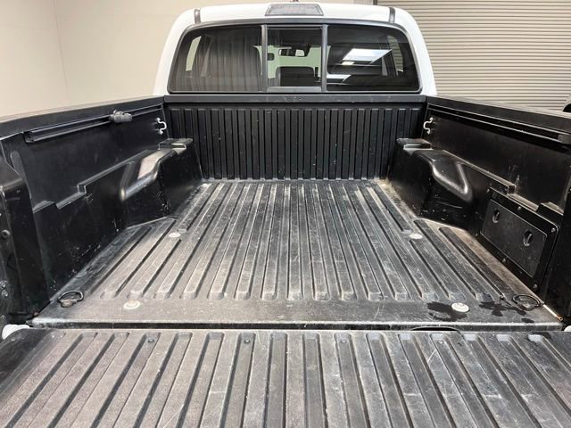 Used 2021 Toyota Tacoma SR w/ SR Convenience Package RWD image 16