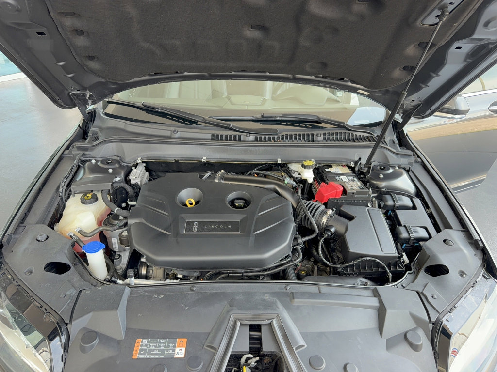 Used 2019 Lincoln MKZ Reserve FWD image 36