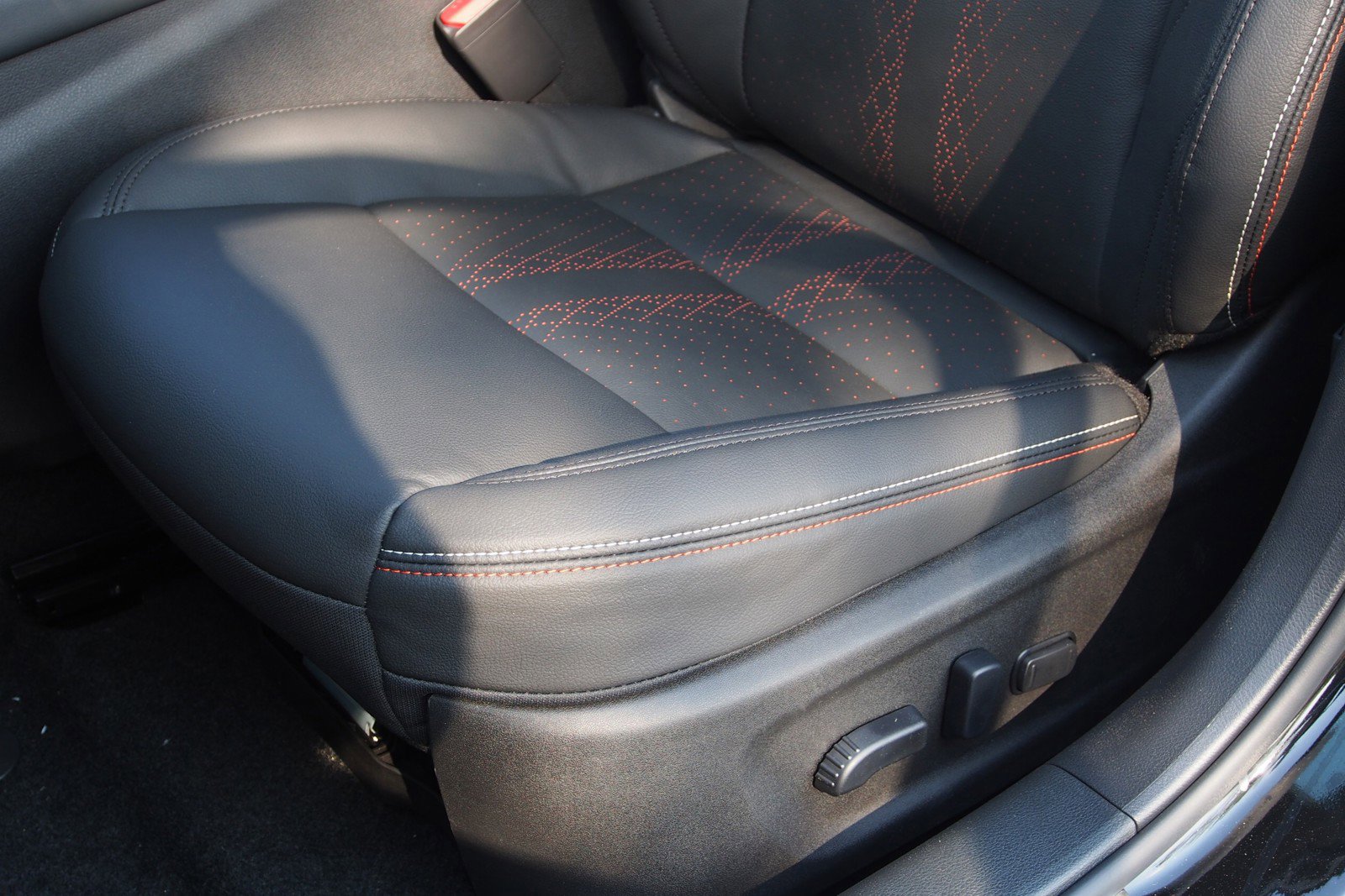 New 2026 Nissan Altima 2.5 SR w/ SR Premium Package FWD image 16