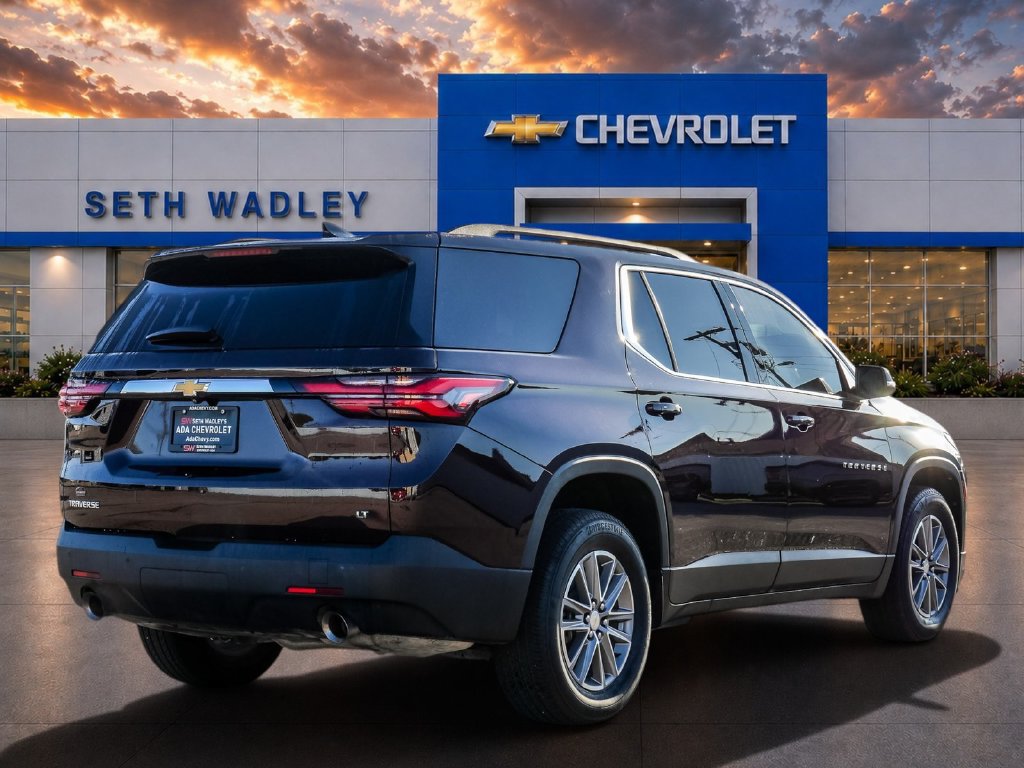 Used 2023 Chevrolet Traverse LT FWD image 7