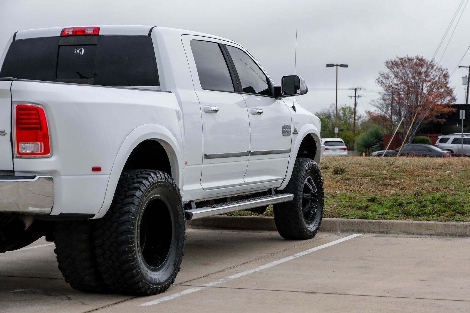 Used 2015 RAM 3500 Laramie Longhorn AWD/4WD image 12