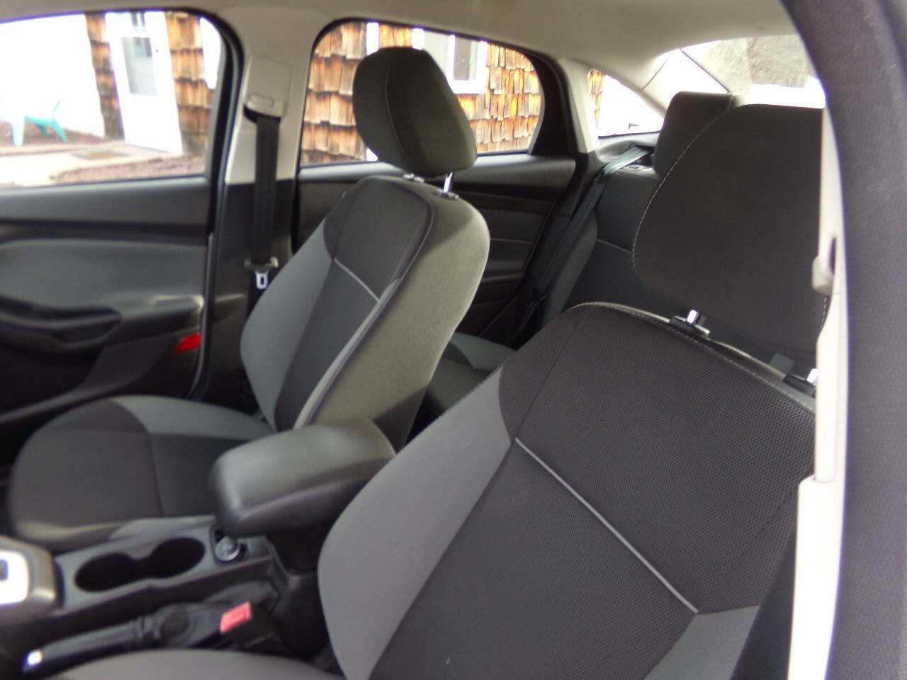 Used 2013 Ford Focus SE image 15
