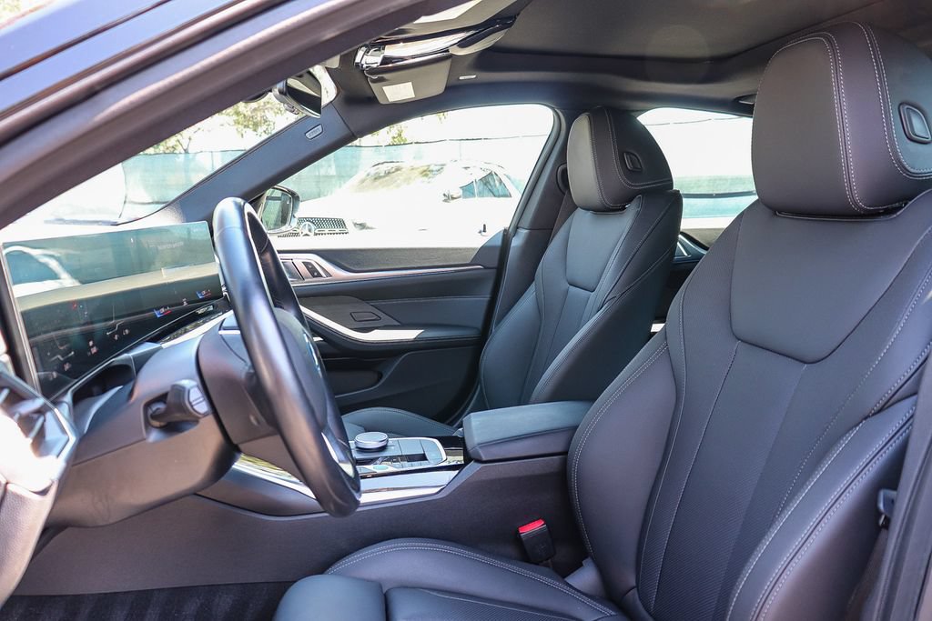 Used 2023 BMW i4 eDrive40 RWD image 17