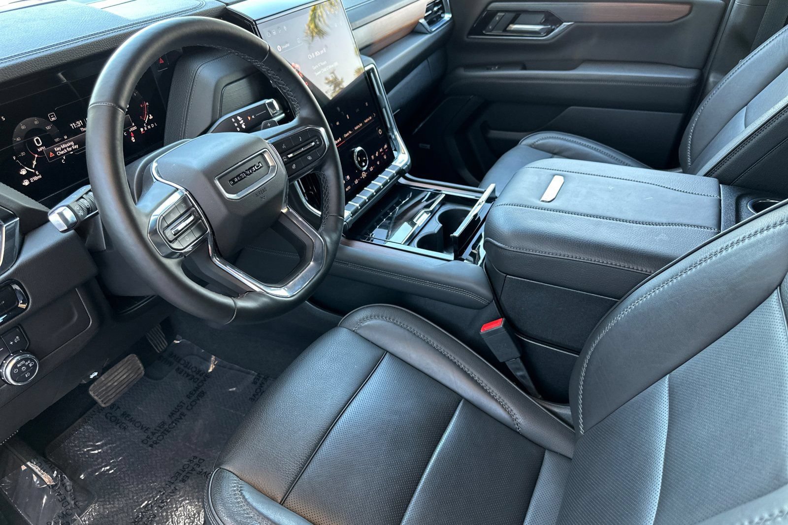 Certified 2025 GMC Yukon Denali RWD image 10