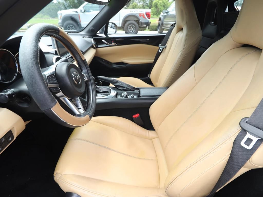 Used 2016 MAZDA MX-5 Miata Grand Touring RWD image 2